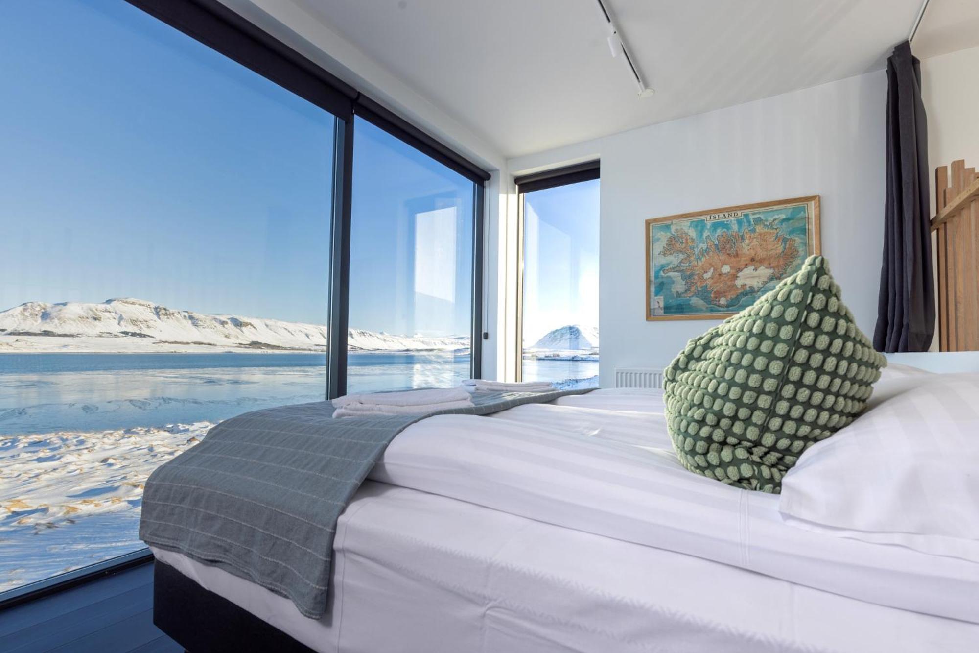 The Oceanfront Private Northern Lights Villa Reynivellir Exterior photo
